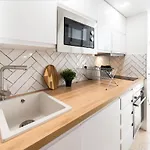 Διαμέρισμα With Private Terrace Heart Of Zone Pietonne 2 Min Premium