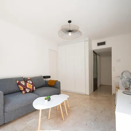 Superbe Proche De La Apartment